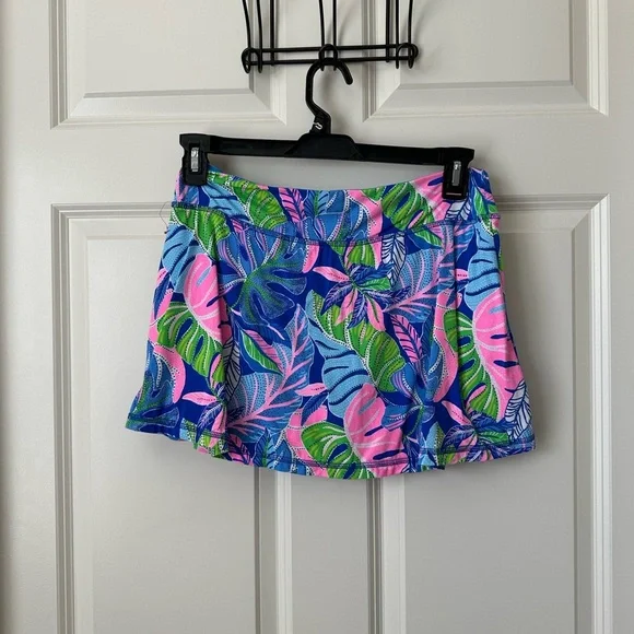 Lilly Pulitzer Blue Beleaf In Yourself AILA LUXLETIC SKORT Size M - Picture 2 of 10
